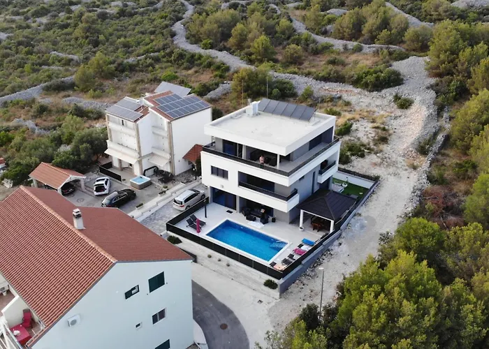 Shaula Villa Šibenik